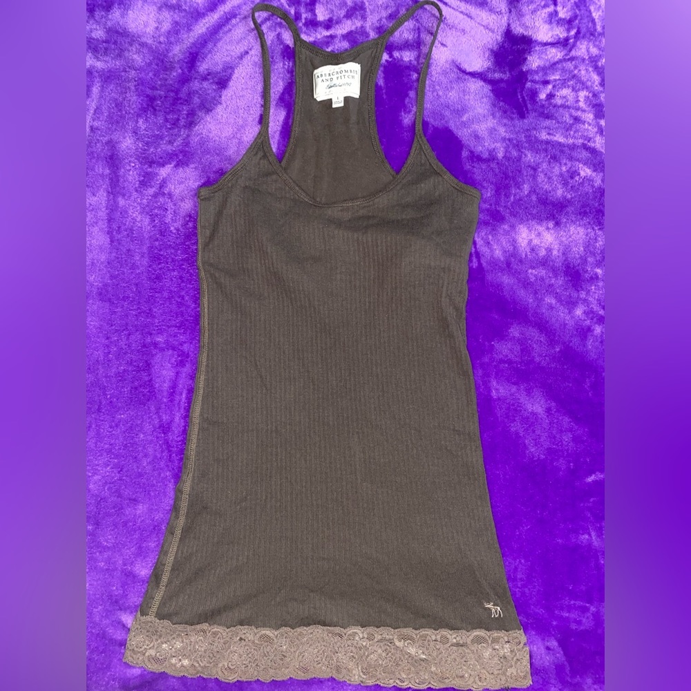 Abercrombie and Fitch - L Vintage Lace Trim Spaghetti Strap Top